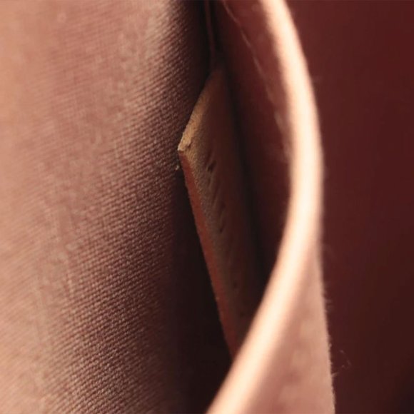 LIKE NEW - Louis Vuitton Monogram Vernis Alma BB - Picture 9 of 13